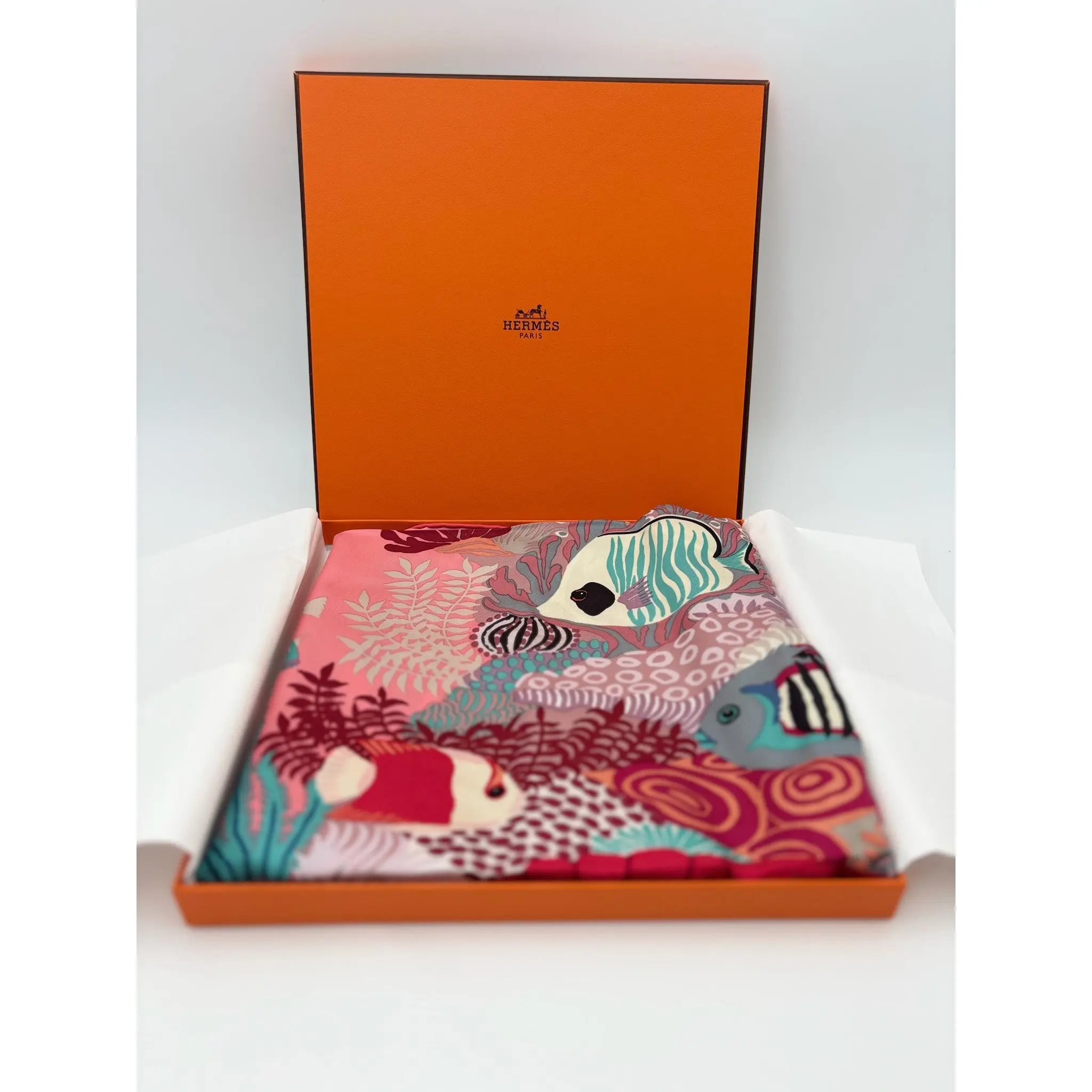 Pre-owned Hermes Under the Waves Silk Scarf
