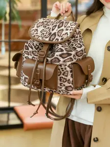 1pc   Women's backpack lightweight backpack flip leopard print fashionable and versatile casual trend suitable for college students, campus work, commuting, shopping, women's backpack Backpack Purse