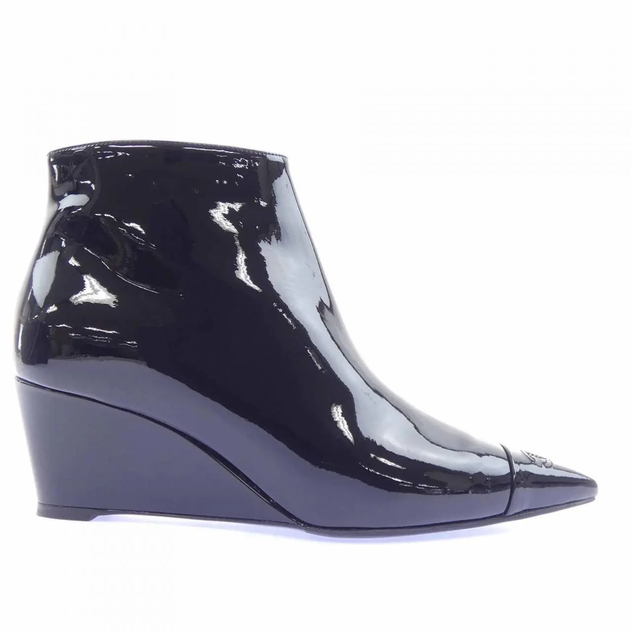 Pre-owned CHANEL Patent Leather Small Leather Goods Patent Calfskin Knit Ankle Boots