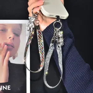 One Set Wide Rhinestone-Studded Phone Case Wrist Strap, Luxury Full-Rhinestone Crystal Bear Pendant, High-End Smartphone Anti-Lost Short Lanyard, Unique Exquisite‌ Bag Keychain Pendant For Women, Phone Charm