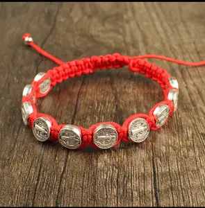 Pulsera artesanal con medalla de San Benito, rosario trenzado, moneda, cruz con cuentas, pulseras clásicas de oración, joyería religiosa católica