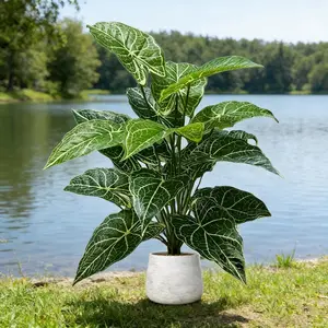 Large Realistic Palm Tree, Artificial Palm Trees, Artificial Horsehoof Leaves, 18 Large Leaves, Indoor Outdoor Decoration, Perfect for Holidays Home Garden Office