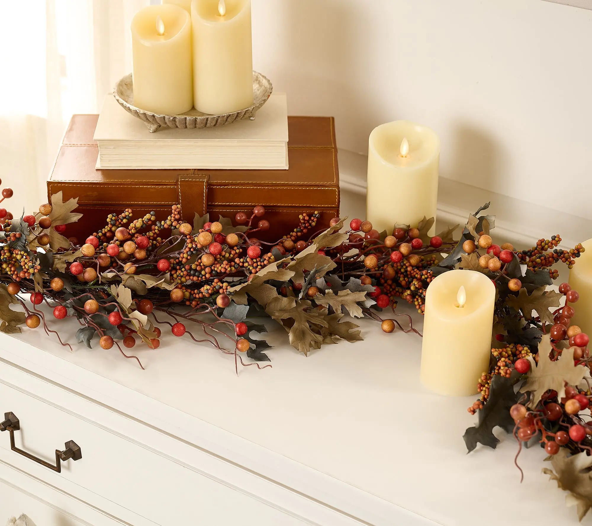 Home Reflections 4' Berry & Leaf Garland Home Reflections 4' Berry & Leaf Garland