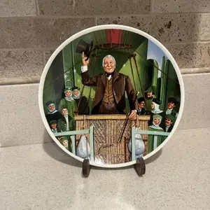 Knowles Fine China Plates - Wizard of Oz "Prepares To Leave" Design by James Auckland (1977-1979), Photo-Infused Decorative Ornaments for Tableware Decoration Artistic