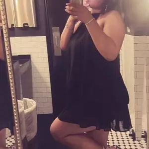 Women's Summer Fashion Party Halter Tie Back Mini Dress, Slim-Fitting Casual Elegant Short Sleeveless Dress for Home Outdoor City Style