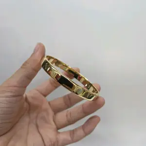 Aro grueso para la mano oro laminado de la alta calidad