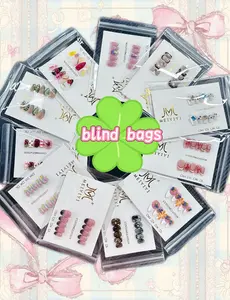 Vicky:(US)5-9 pairs handmade  bundle nail bags open in live