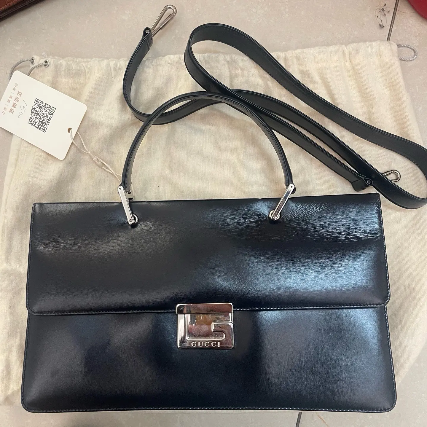 Pre-owned GUCCI Pre loved GG Flap Handbag Black Smooth Leather Silver Hardware