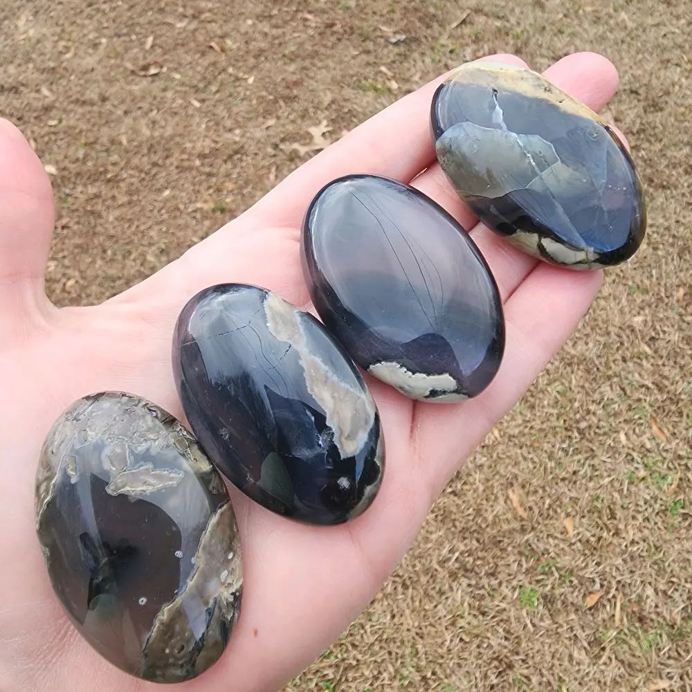 UV Reactive Volcano Agate Palm Stone