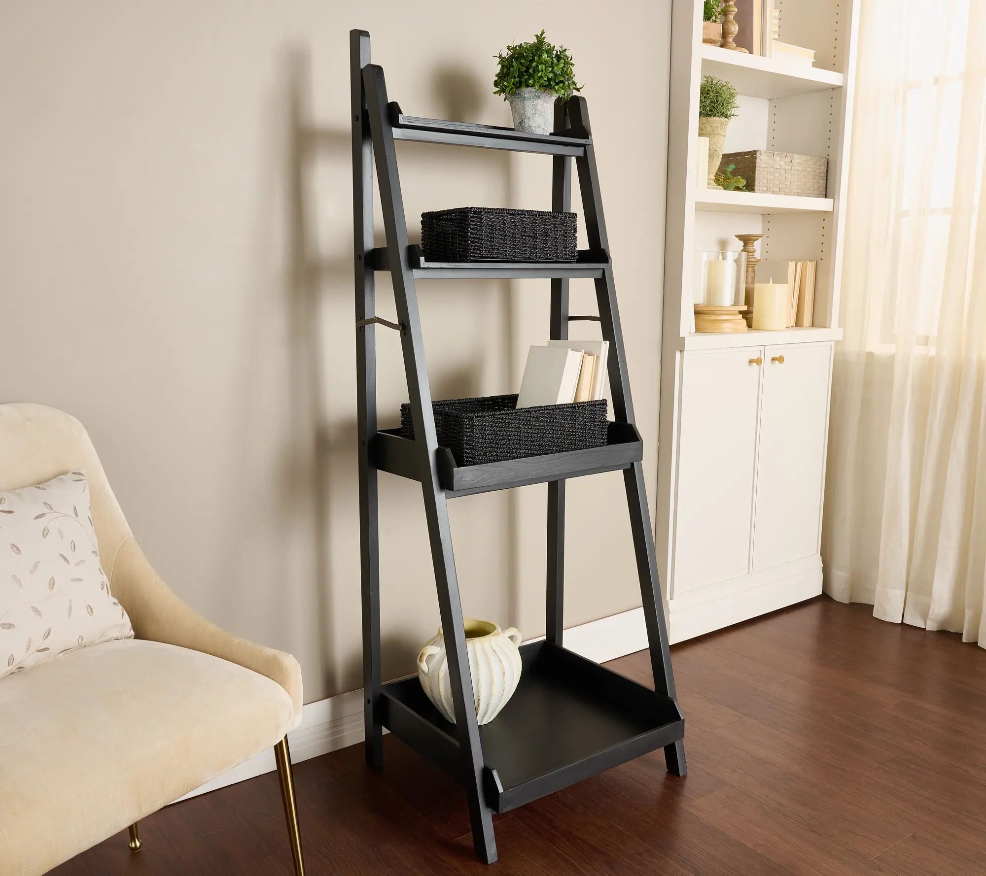 Home Reflections Wood Ladder with Set of 2 Baskets Home Reflections Wood Ladder with Set of 2 Baskets
