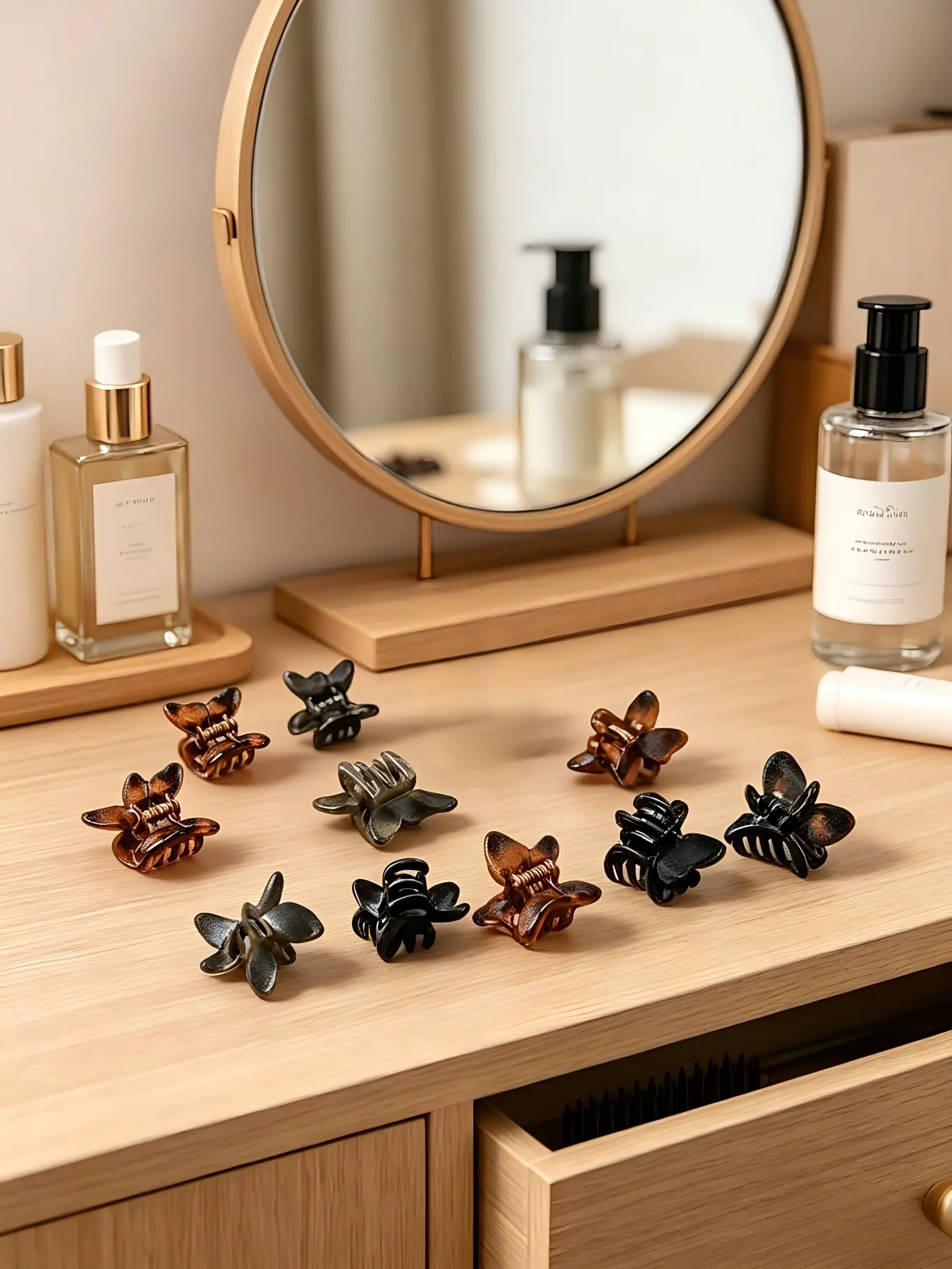 10/20Pcs Vintage Tortoise Mini Butterfly Hair Claw Clip Set, TikTok Viral Small Bang Side Hair Clamps, Non-slip Strong Grip for Flyaways & Baby Bangs, Matte Leopard Acrylic Tiny Hair Accessories in Black Brown Tortoise, Portable Pocket Size for Daily Make