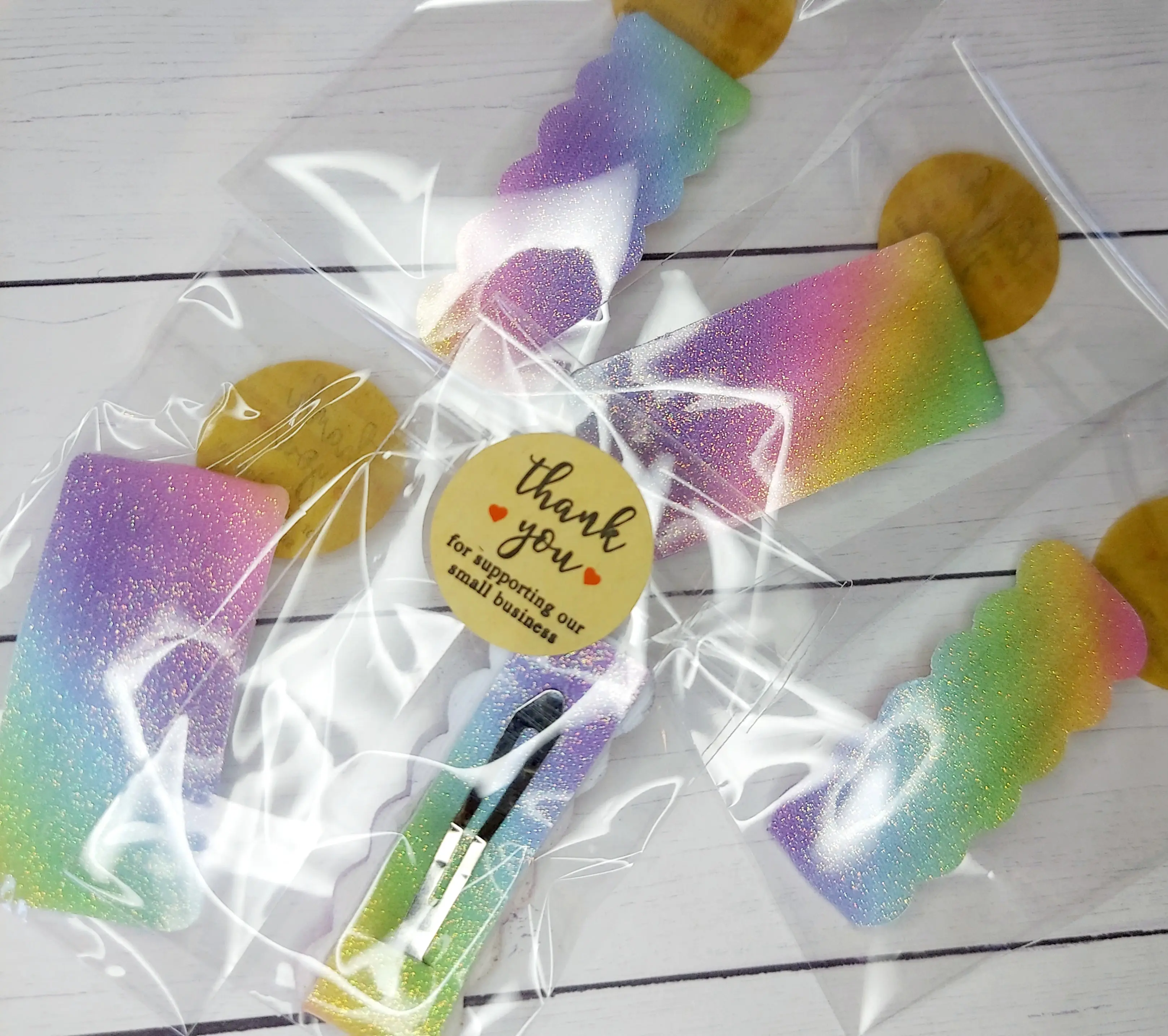 RAINBOW SNAP CLIP