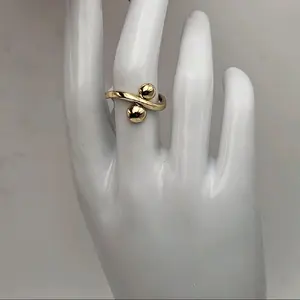 10K Gold Open Ball Wrap Ring – Size 8