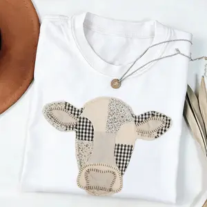 (Printed Shirt)Patchwork Cow T-Shirt, Quilted Farm Animal Head Tee, Gingham Floral Rustic Cow Lover Shirt, Cottagecore Farmhouse Gift,Highland Cow T-shirt