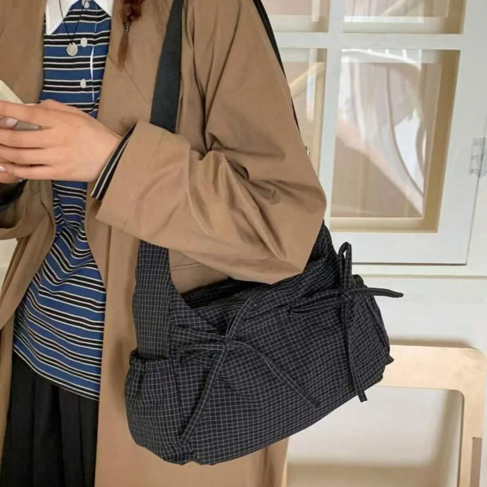 New Plaid Bow Drawstring Cloud Pleated Shoulder Bag Crossbody Everyday Bag for Women, Large Capacity Bag, Suitable for Daily Use
