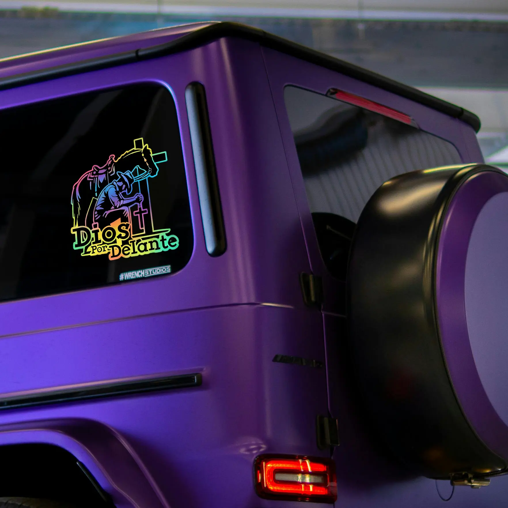 DIOS Por Delante Universal Car Sticker - Waterproof Vinyl Car Truck Decal, Laser Denim Praying Hands Graphic Decal, Durable Easy-Application Vehicle Exterior Decoration