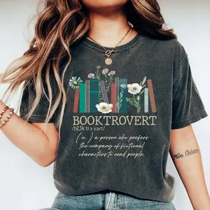 Booktrovert Definition Shirt, Retro Vintage Book Shirt, Book Lovers Gifts, Bookish Reading Graphic Tees, Comfort Colors Writer Reader 90s Women Outfit