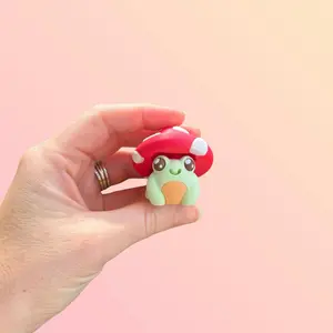 Frog Mushroom Clicker | Mushroom Fidget | Cute Frog Cottagecore Desk Toy | Pastel Clicker Fidget | Frog Mushroom Clicker