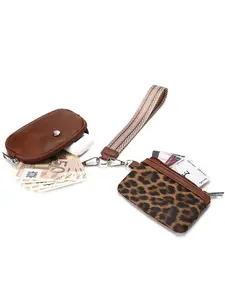 Fashionable casual leopard print wrist bag, pendant-style two-bag combination, solid color zippered bill wallet and coin purse, compact and lightweight card holder, easy to organize, a must-have for daily outings