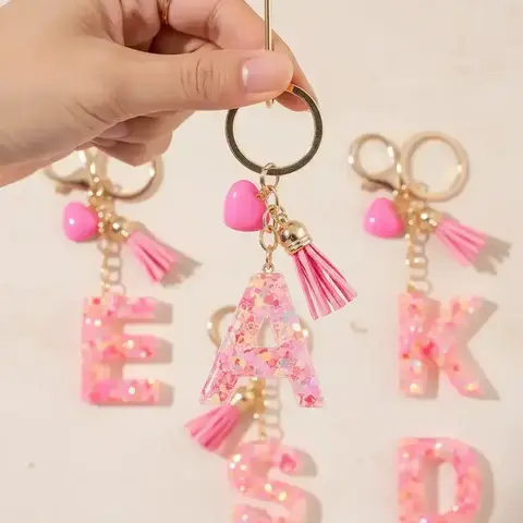 1pc Alphabet Initial Letter accessories Cute Heart-Shaped Resin Keyring Pendant with key ring Bag Backpack and Car keychains Hanging Charm Trendy Cute Heart Design Keychain Cute Keychain Accessory - Perfect Daily Use Gift for Women