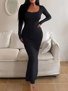 USBoutique Chic Women's Long Sleeve Sexy Dress. Elegant Fashion for Parties & Night Outs. Ideal for Stvlish Occasions Corm