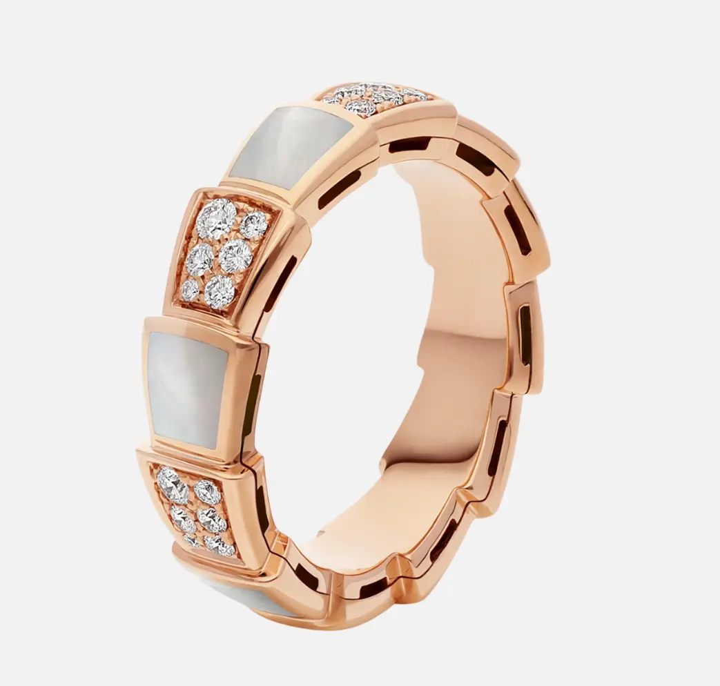Pre-owned Bvlgari Serpenti Viper 18 kt rose gold thick band ring set with pavé dia and white mother of pearl elements,full set