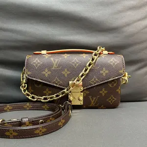 Pre-owned Louis Vuitton canvas Messenger Bags east west Pochette Métis Monogram Bag 【BF 1Z】
