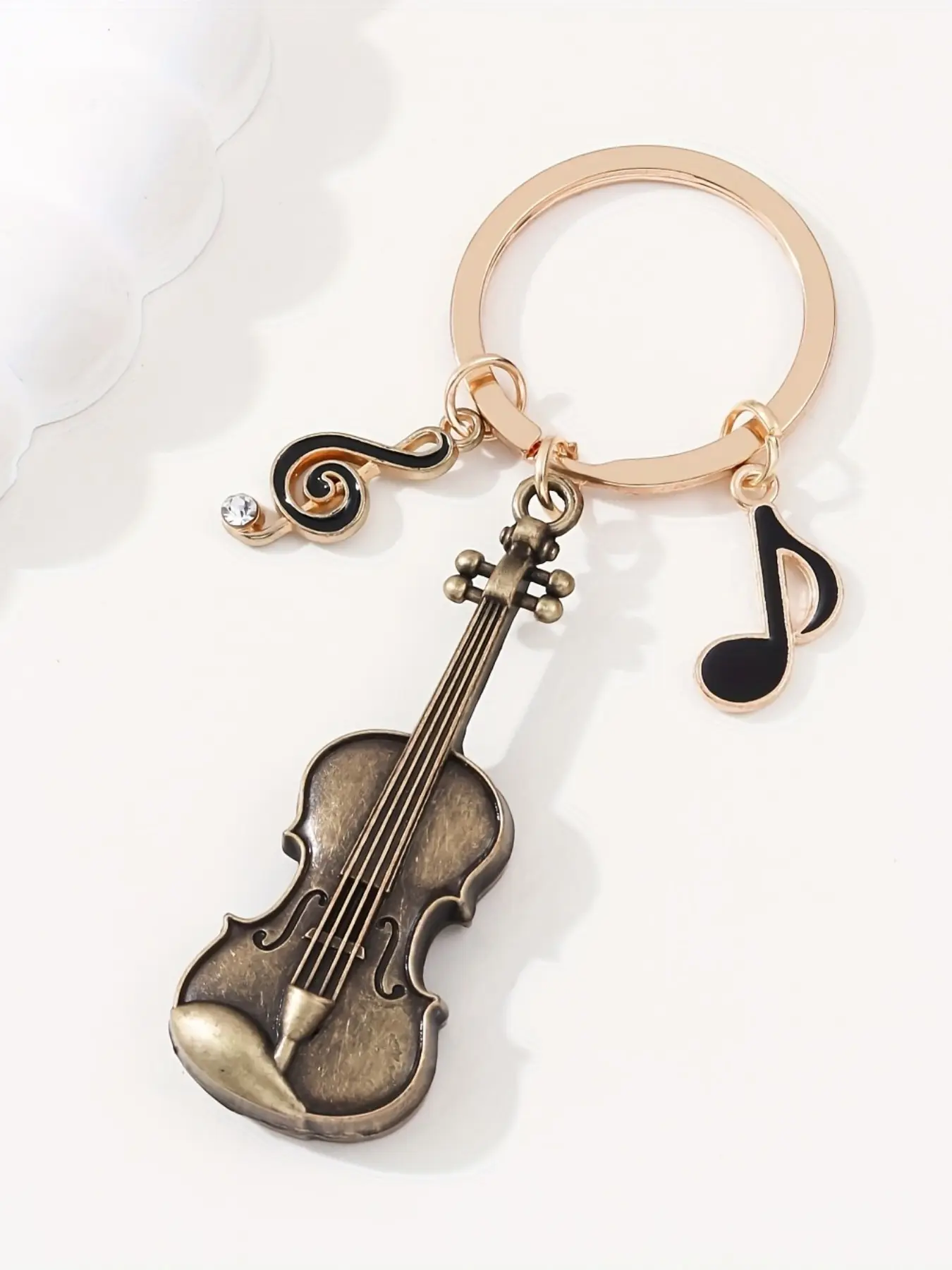 1/20pcs Creative Retro Violin Music Keychain | Fashion Classic Retro Trend, Car Bag Pendant, Gift for Friends and Family, Souvenir, Zinc Alloy, Ring Buckle