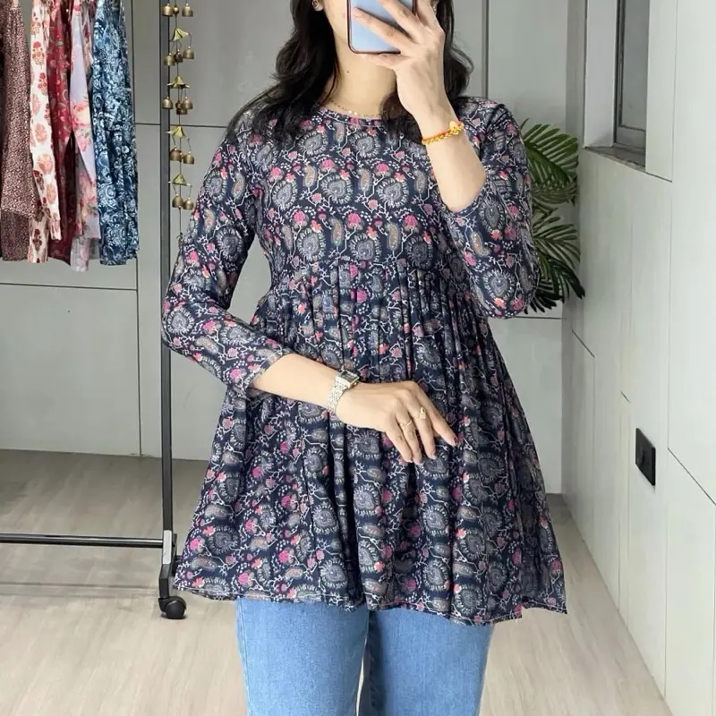 Women's Cambric Cotton Traditional Floral Printed Work Kurti Top, Soft Casual Ethnic Desi Style Kurti
