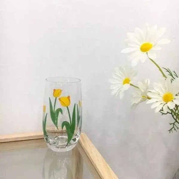 Retro Aesthetic  Tulip Glass Cup