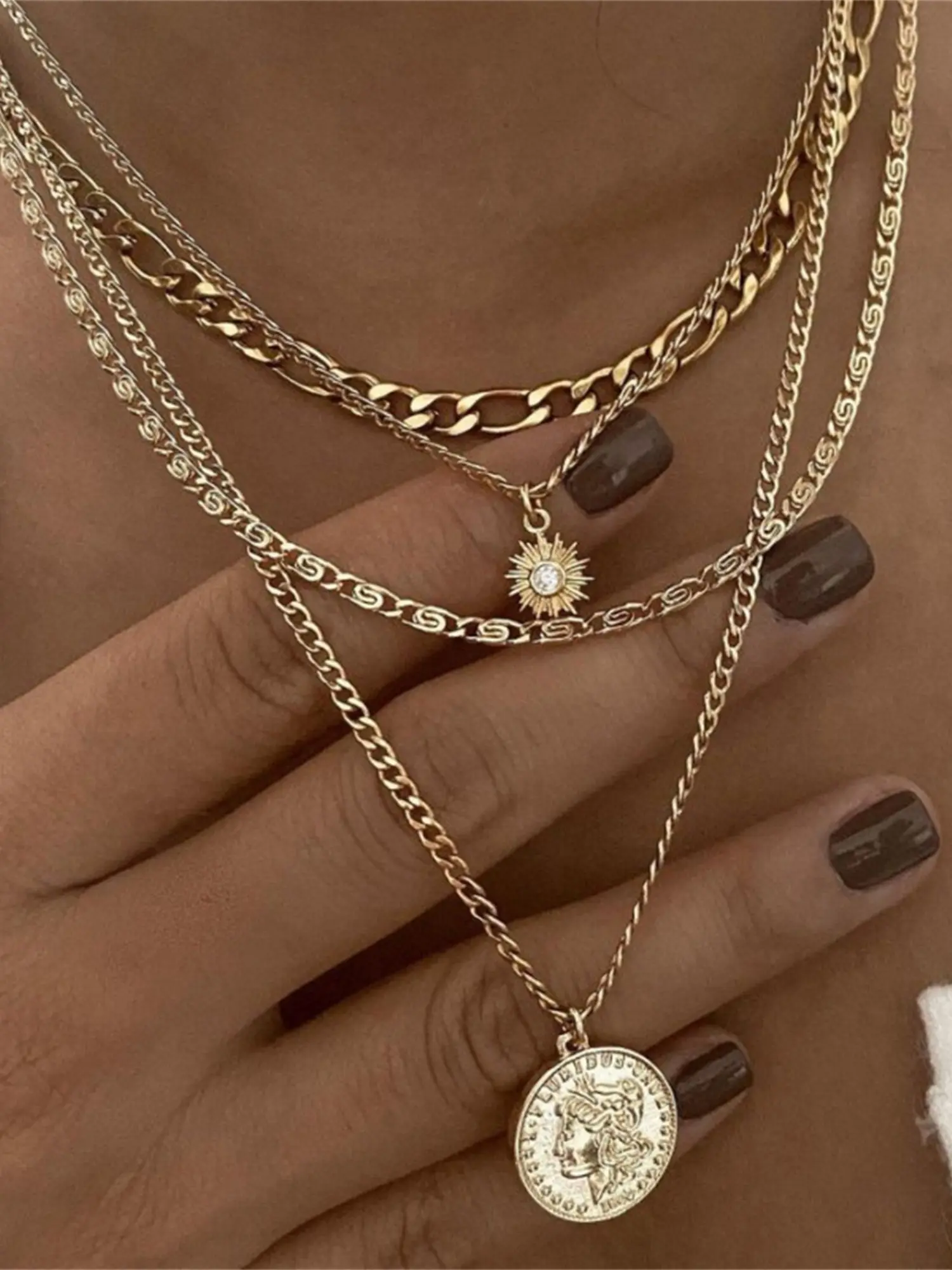 Vintage 18K Gold Plated Layered Pendant Necklace, Multi-Layer Necklaces, Layering Necklace, Decorative Necklace, Stacking Necklace, Perfect Gift for Women, Girls & Female Friends, Birthday & Christmas Gift Idea