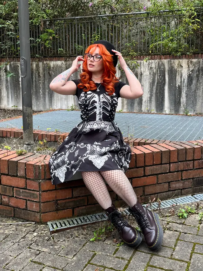 Vintage Black 1950s Lace-Up Halloween Dress - Elegant Classic Style for  Summer & Themed Events - Sophisticated & Versatile Fashion Piece - TikTok  Shop