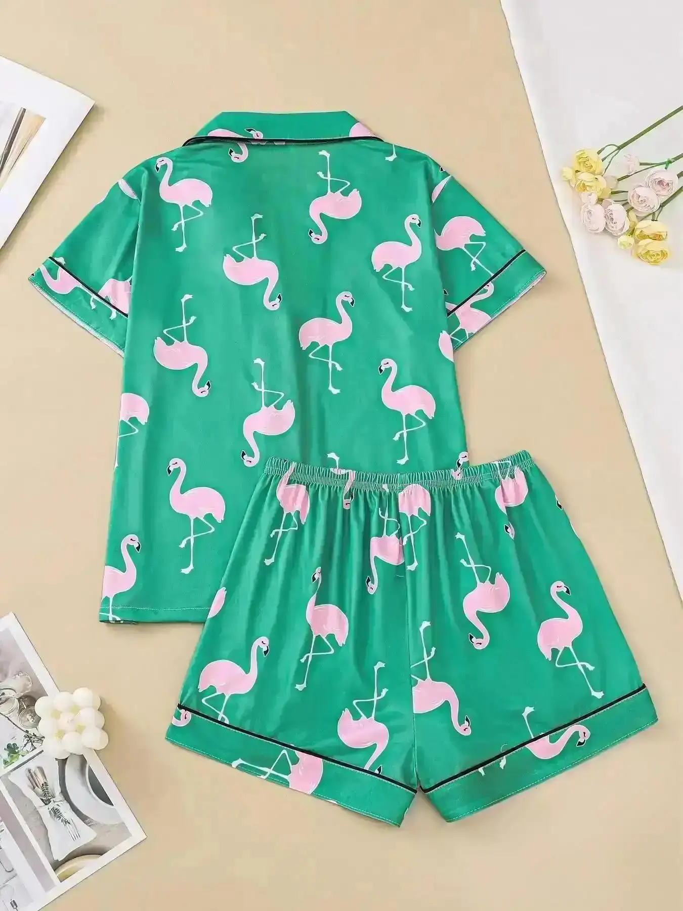 Cozy Comfy Pajama Set, Flamingo Print Loose Pajama Set, Short Sleeve Button-Up Top & Elastic Shorts, Casual Home Wear, All Seasons Comfortable Sleepwear, Loungewear, Ensemble, Everyday, Cozy, Lightweight, Relaxed Fit