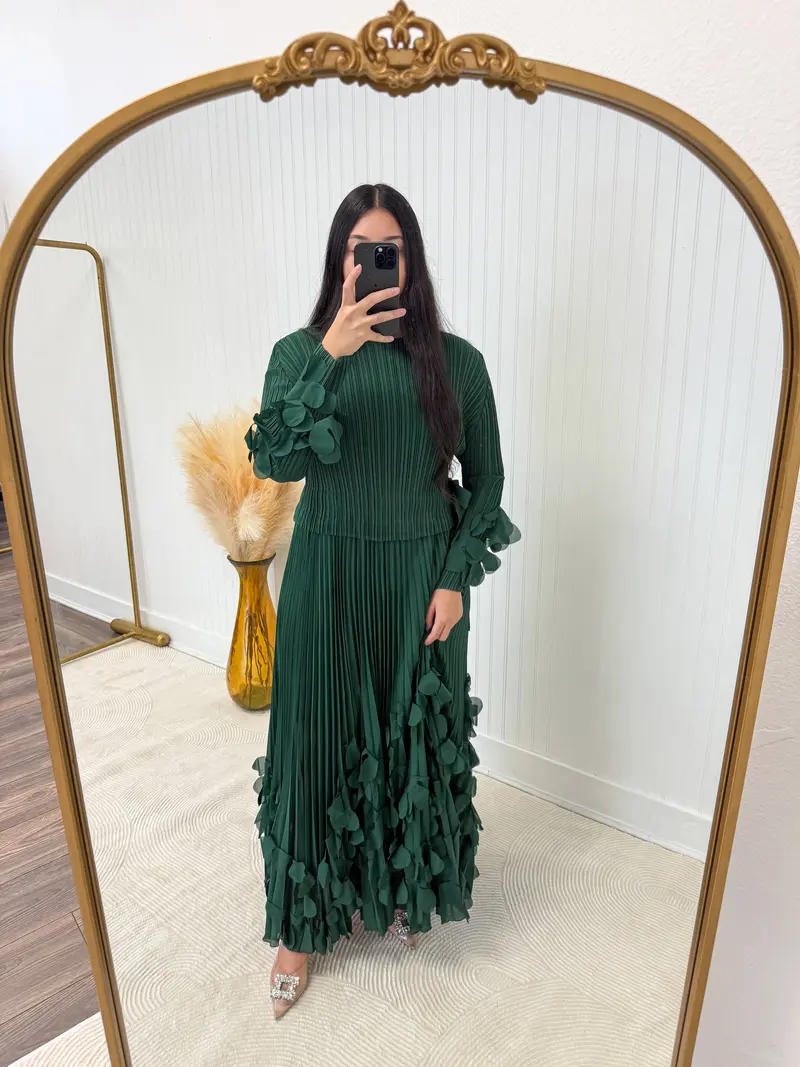 slim fit dress slacks Long Bottle Green Velvet Cape