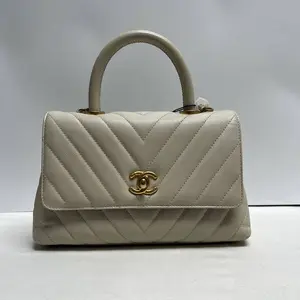 Pre-owned CHANEL Caviar Crossbody Bags Coco Handle Flap Chevron Quilted Ivory