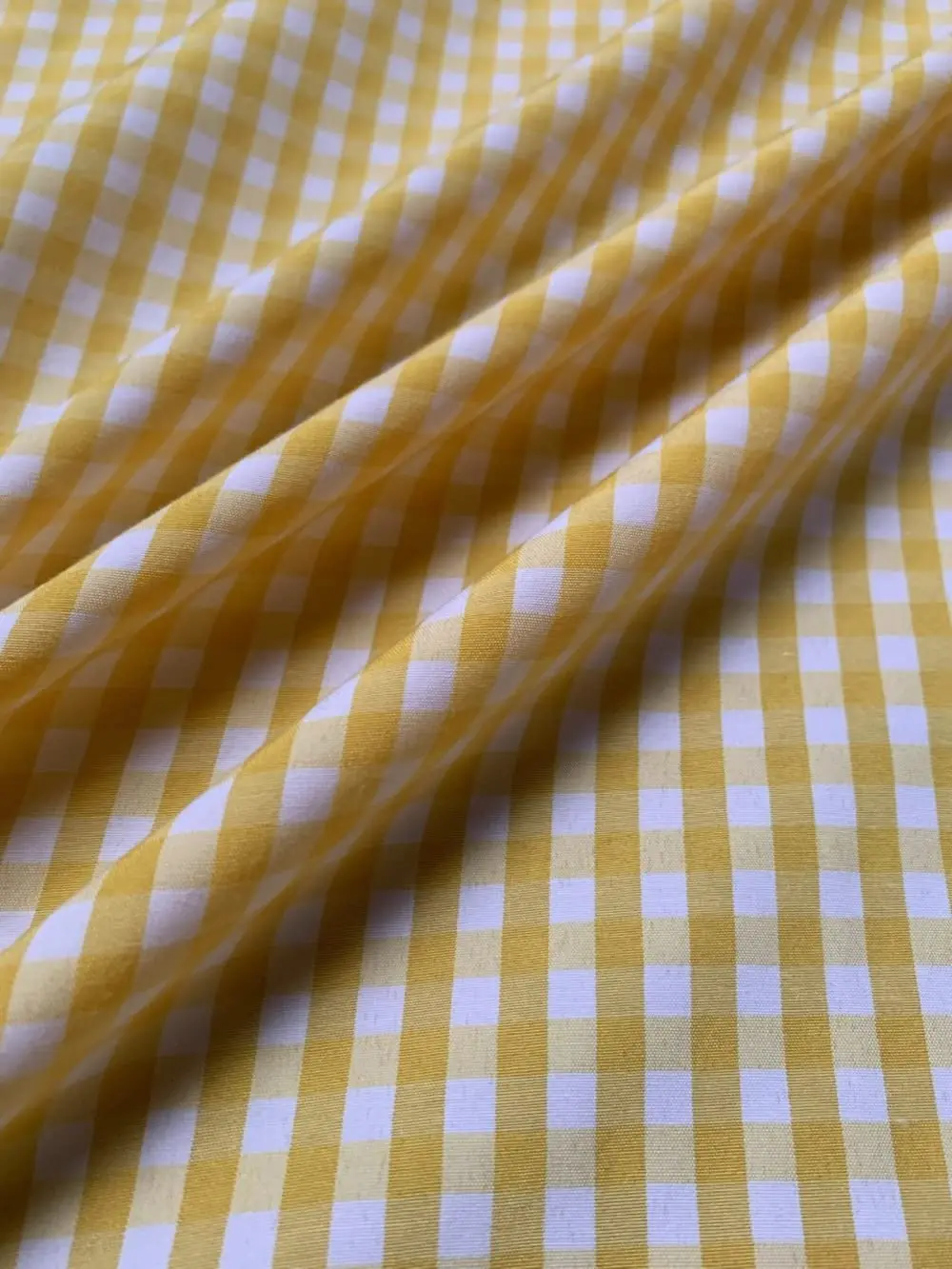 Yellow Gingham Fabric/  Tela Guinga Amarilla