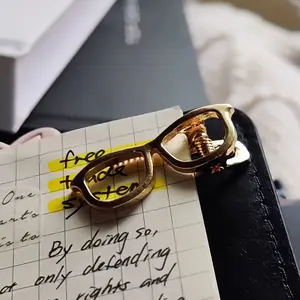 2pcs Mini Eyeglass Shape Book Clips, 4cm Small Clamps, Hand Account Pin Decor, Bookmark Hanging Organizer, Clip, Creative Gift