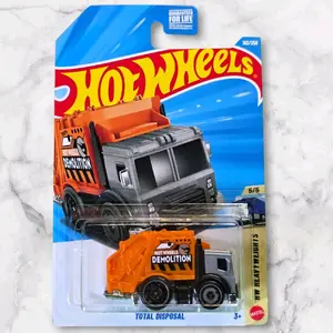Hot Wheels Total Disposal HW Heavyweights 5/5 Orange Garbage Truck 162/250 TH