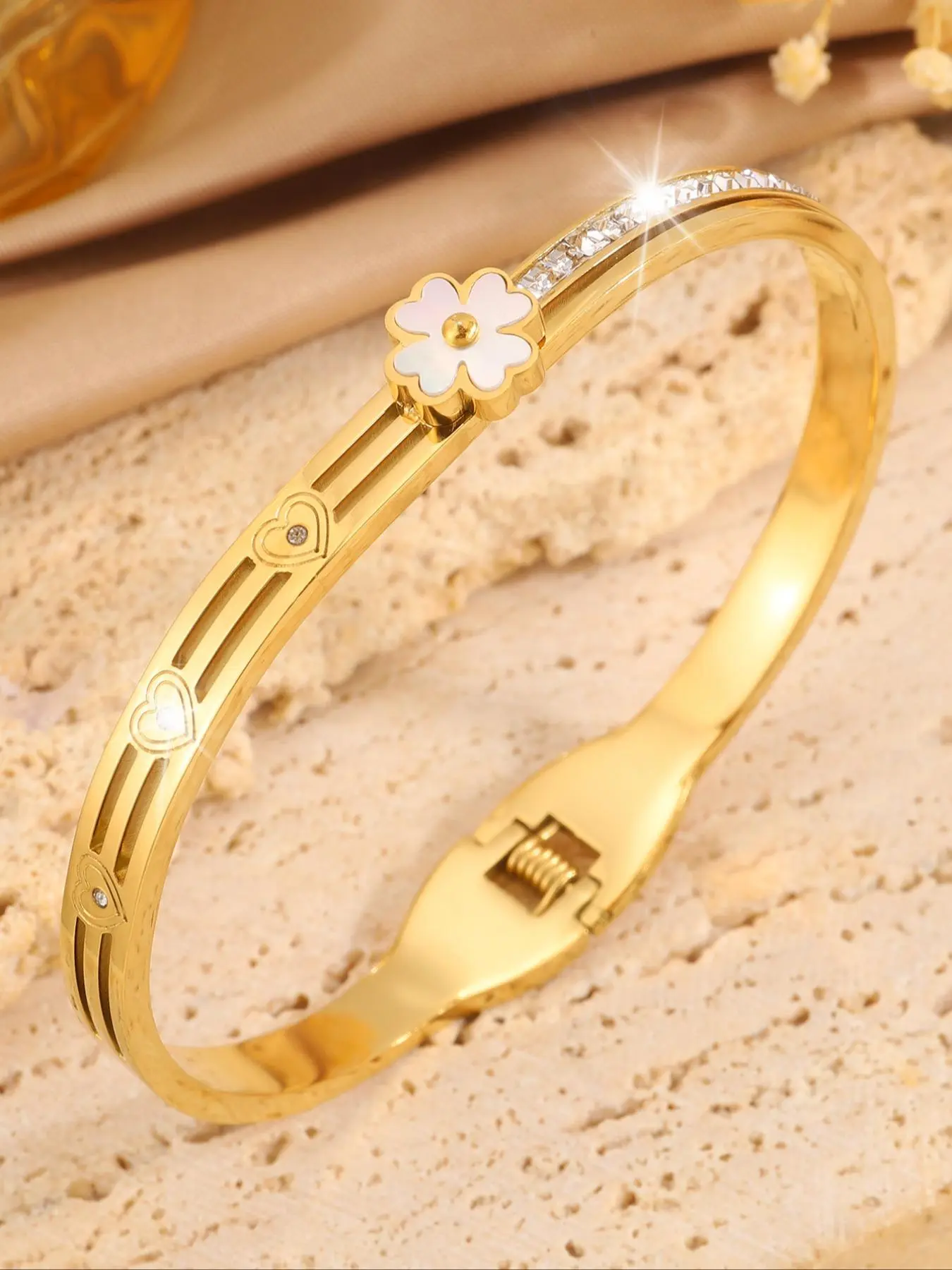 Elegant Flower Design Bangle Bracelet, Fashionable Rhinestone Decor Jewelry for Women & Girls, Trendy All-match & Exquisite Jewelry for Birthday Gift