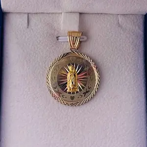 Oroconda Jewelry 14k Gold Medalla De Virgen with Destellos Pendant in Elegant Packaging