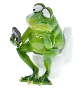 1 Piece Funny Frog Sitting on Toilet Figurine, Thinker Froggy Sculpture Statue, Mascot Frogs Animals Resin Crafts Collectible Figurines for Home Office Bathroom Garden Decor