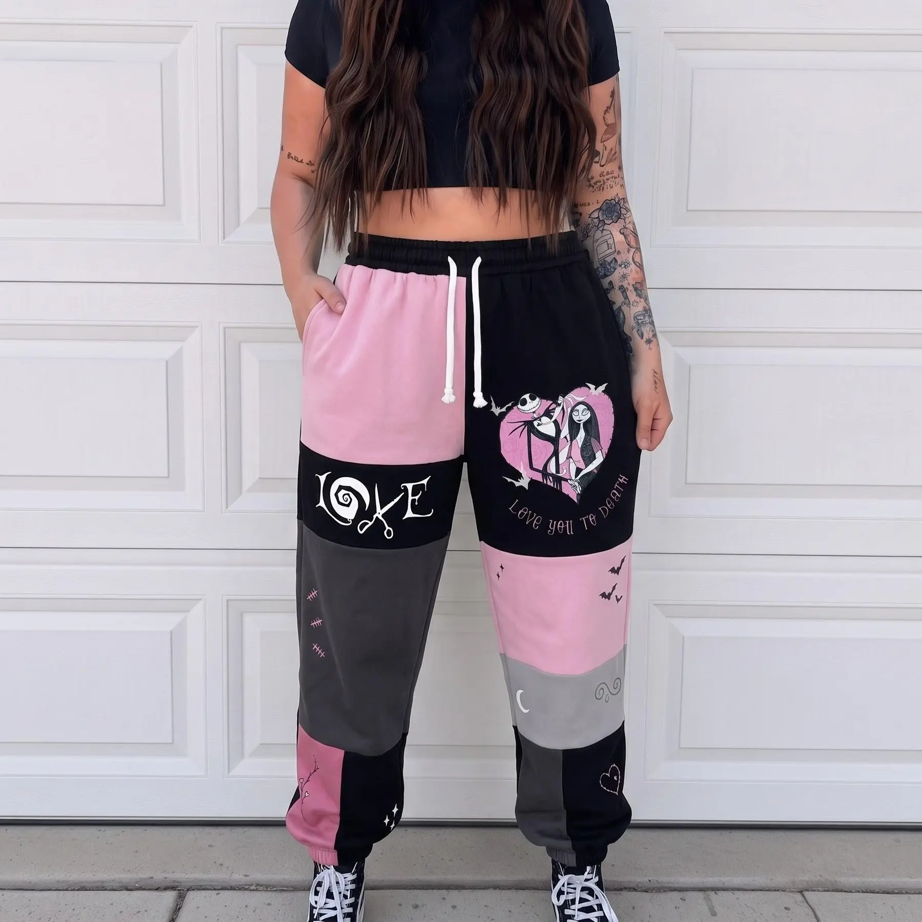 Love You To Death Nightmre Bef0re Chr1stmas Halloween Sweatpants, Couple Pink Jogger Pants, Spooky Gothic Streetwear Pants, Fall Winter Pants, For Men & Women, Gift For Horror Movie Fans
