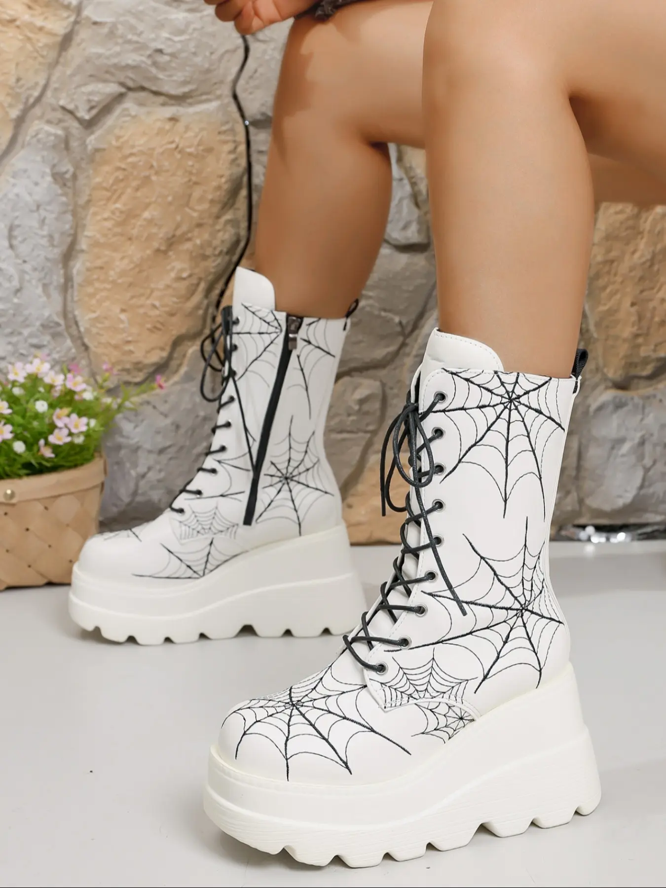 Thick Sole Lace-Up Women's Boots, Unique Spider Web Print + Side Zipper, Fashionable Eye-Catching Design for Casual Wear