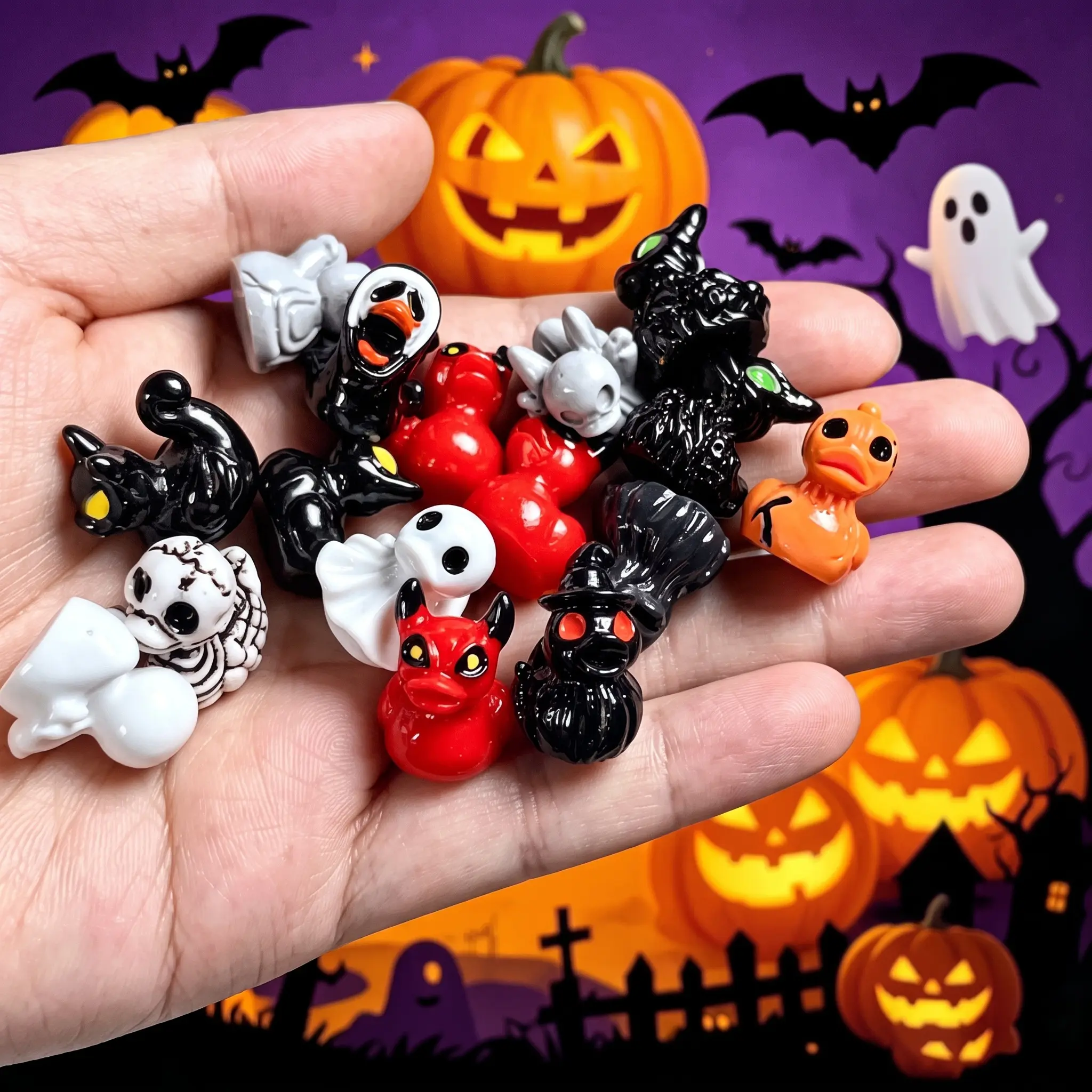 12 Pcs Mini Devil Ghost Skull Resin Duck Figurines, Cute Spooky Desktop Decor, Halloween Miniature Ornaments for Home, Office & Garden