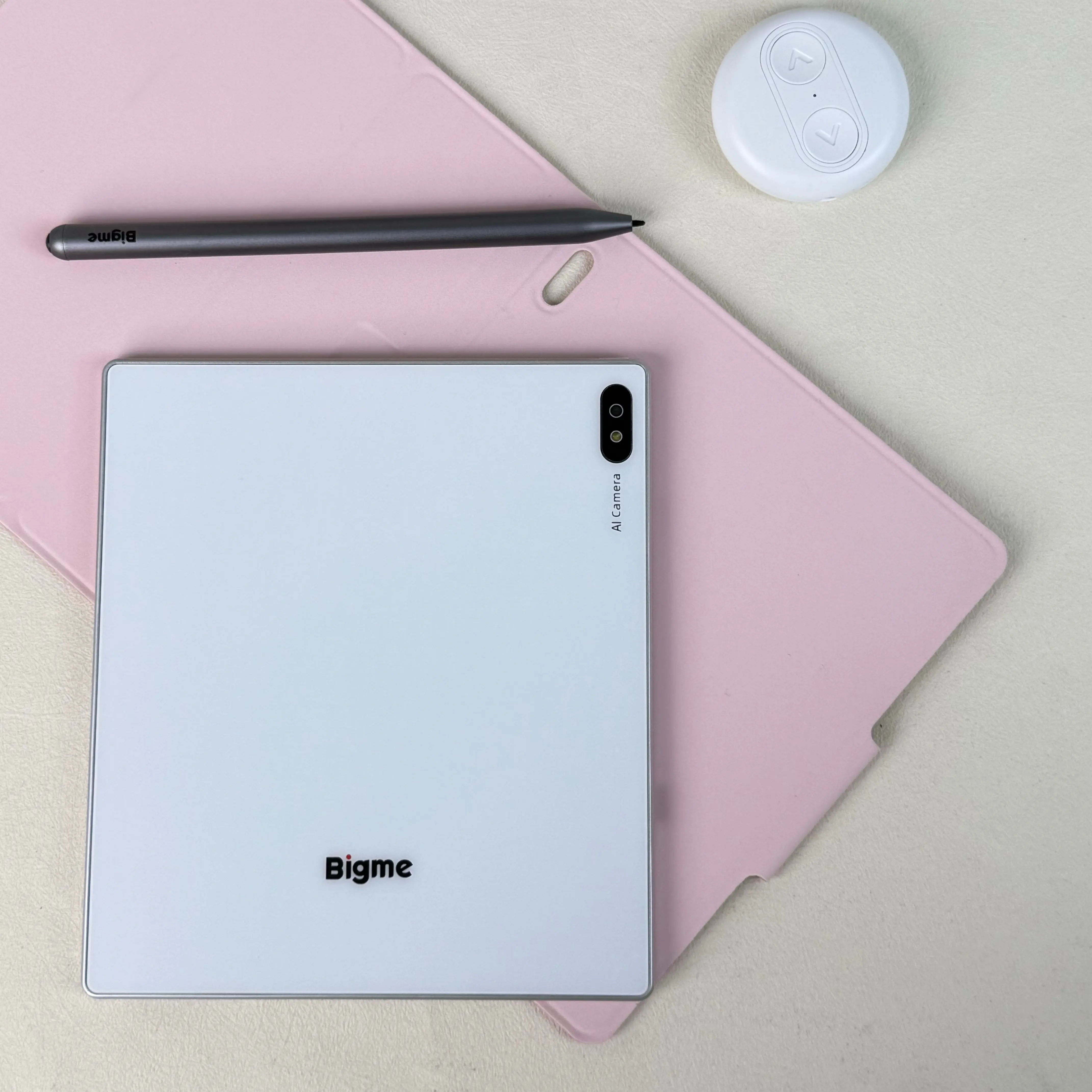 Bigme B7 Pro, Eyefriendly Tablet with Color Eink screen. kaleido3 