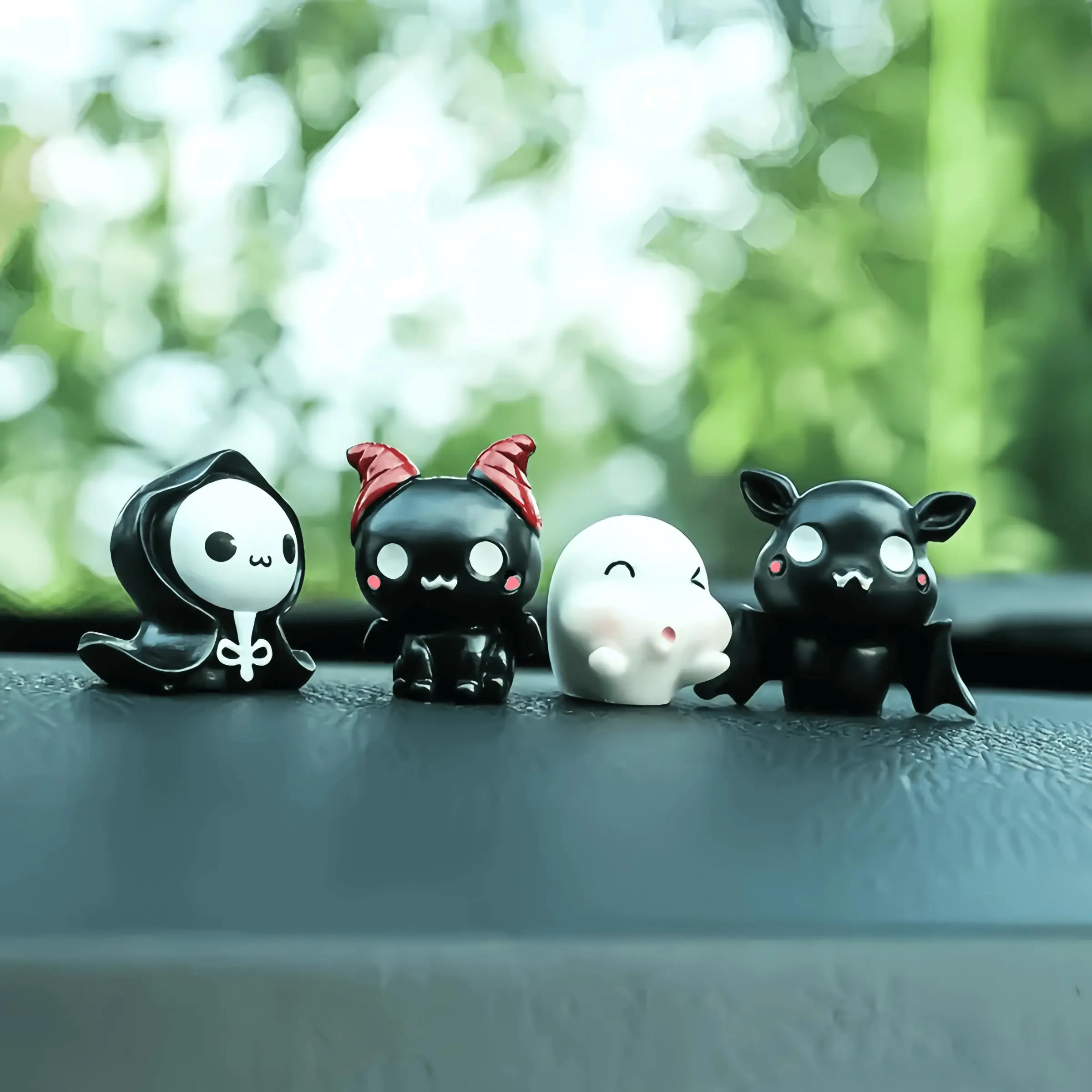 Festival Themed Dashboard Decoration Car Desktop Decor, Cute Creative Design Small Resin Miniature Vehicle Ornaments, Car Accessories for Men & Women,