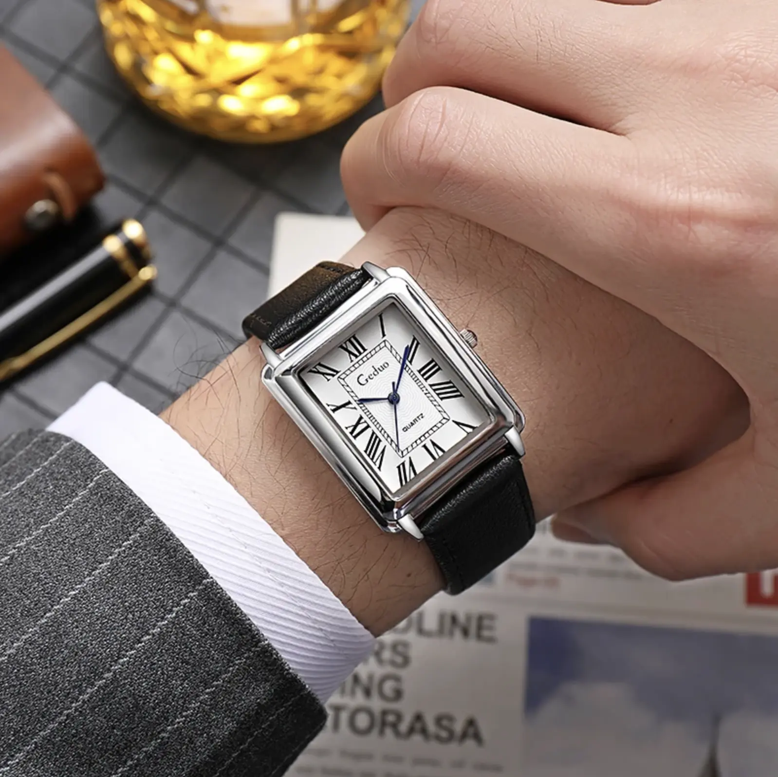 Men's Wristwatch Men's Wristwatch