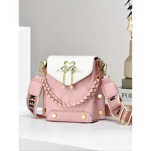 Women's Elegant Crane Decorated Quilted Crossbody Bag, Letter Wide Strap Flap Square Bag, Trendy All-match Commuter Bag for Daily Used