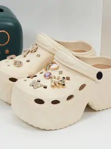 2026 New Fashion Bow Rainbow Gold Bear Heel Women's Holey Shoes 8809, Eva Upper and Sole, Rhinestone Design, Solid Pattern