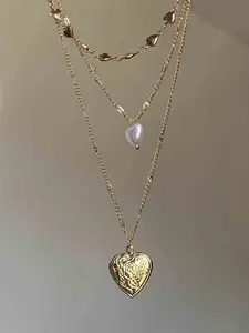 Vintage Multi-Layer Carved Heart Frame Pendant Necklace, Trendy Design Women's Party Daily Versatile Charm Jewelry, Dainty Layering Jewelry